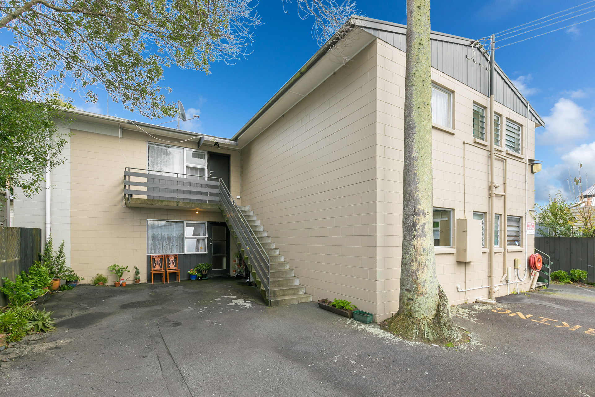 Units/Flats For Sale in Hamilton East, Waikato For Waikato Real