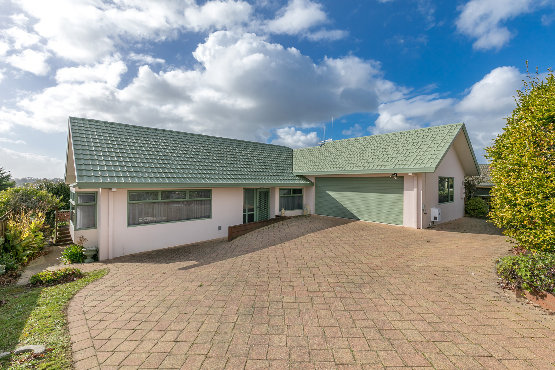 House For Sale in Grandview Heights, Hamilton, Waikato For Waikato