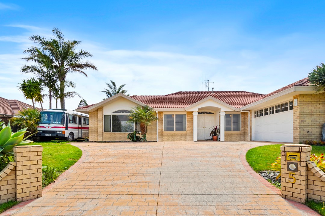 House For Sale in Papamoa, Bay Of Plenty For Bay Of Plenty Real