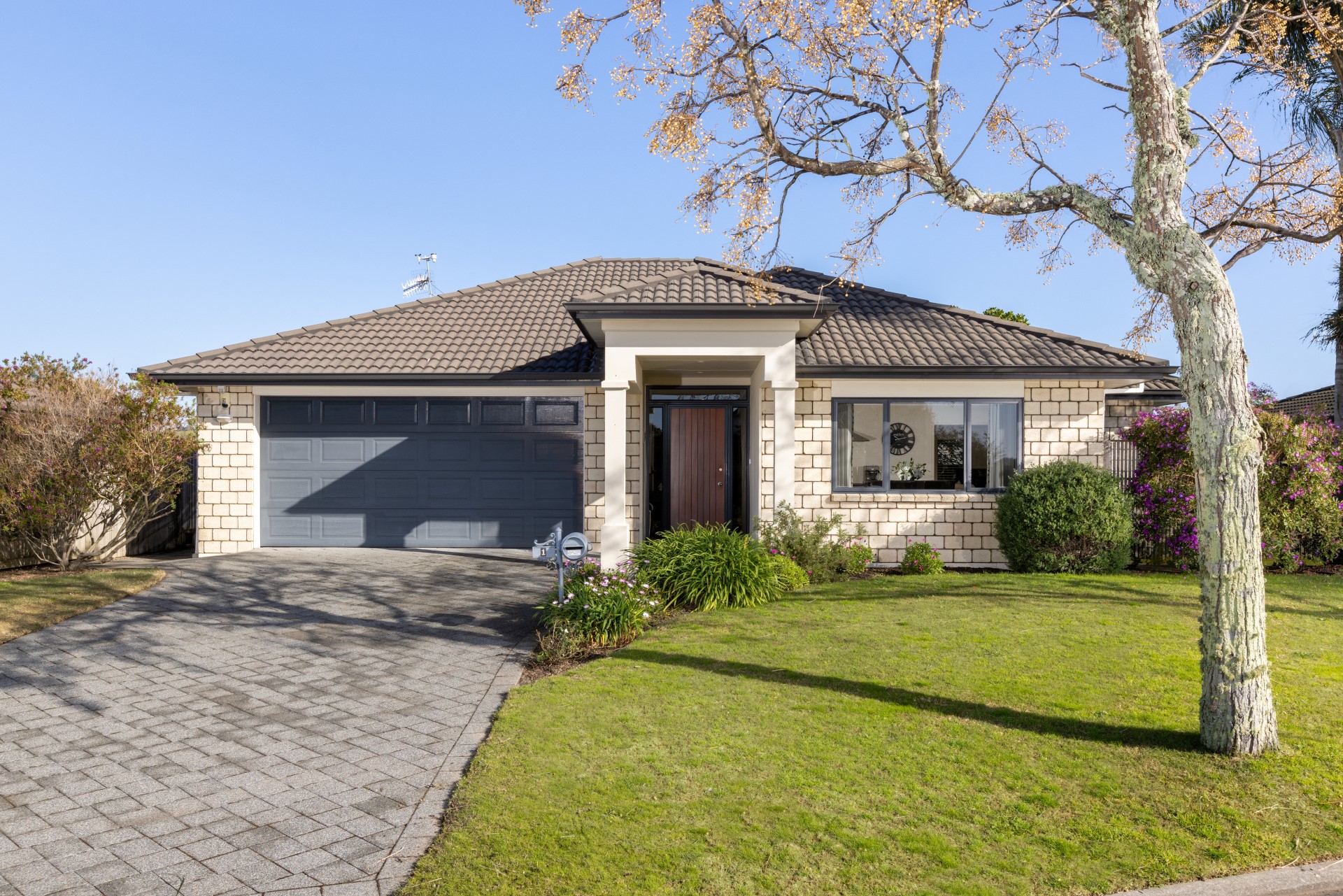 House For Sale in Papamoa, Bay Of Plenty For Bay Of Plenty Real