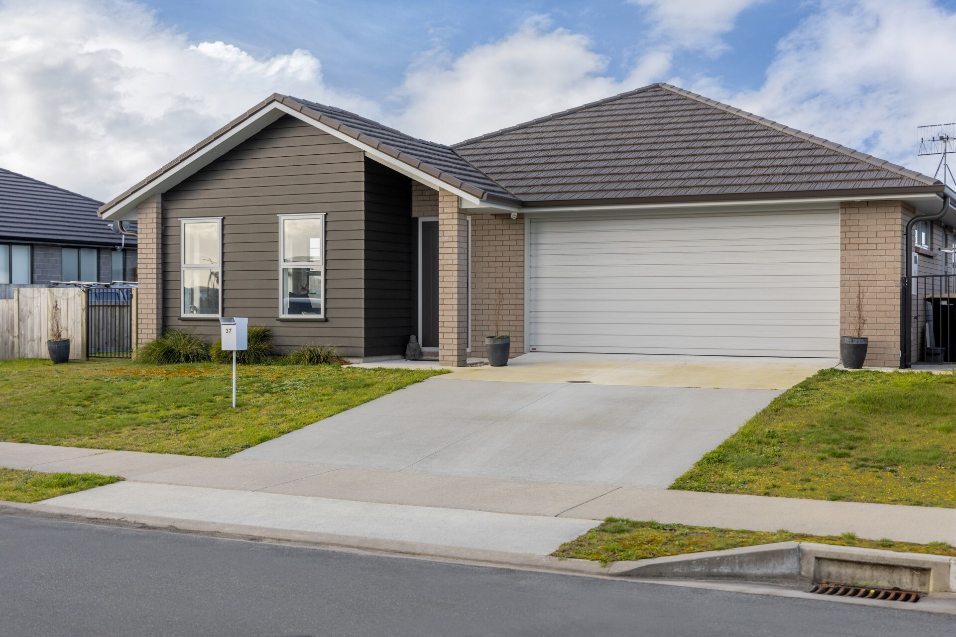 House For Sale in Papamoa, Bay Of Plenty For Bay Of Plenty Real