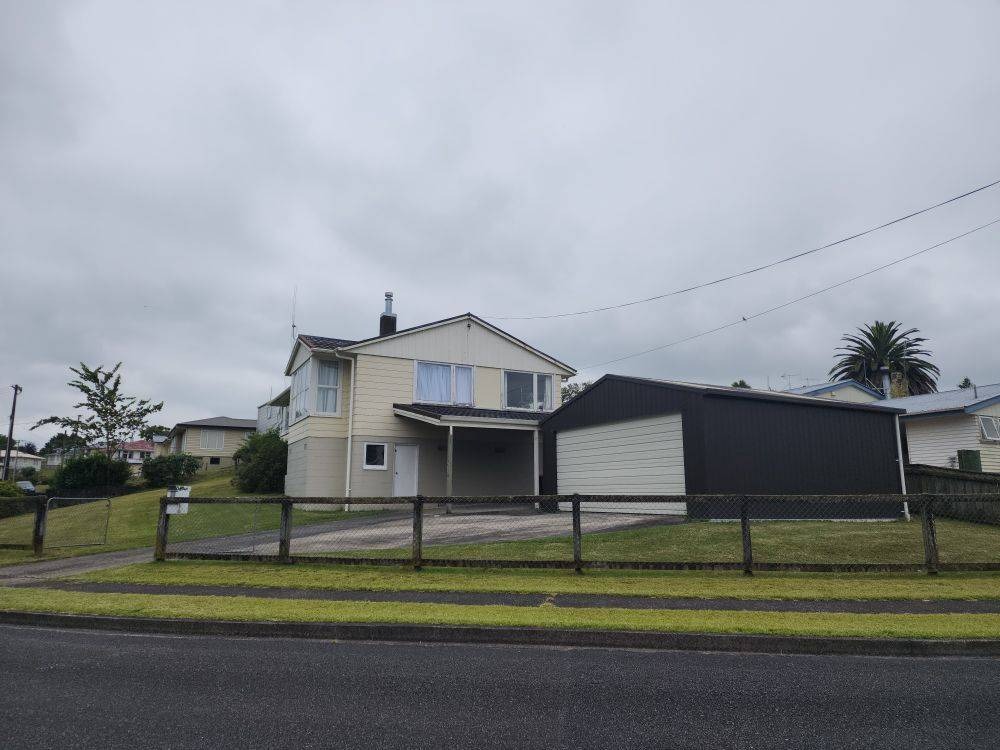 For Rent in Putaruru 3 Bedrooms, 1 Bathroom, Rental For Rent at 23