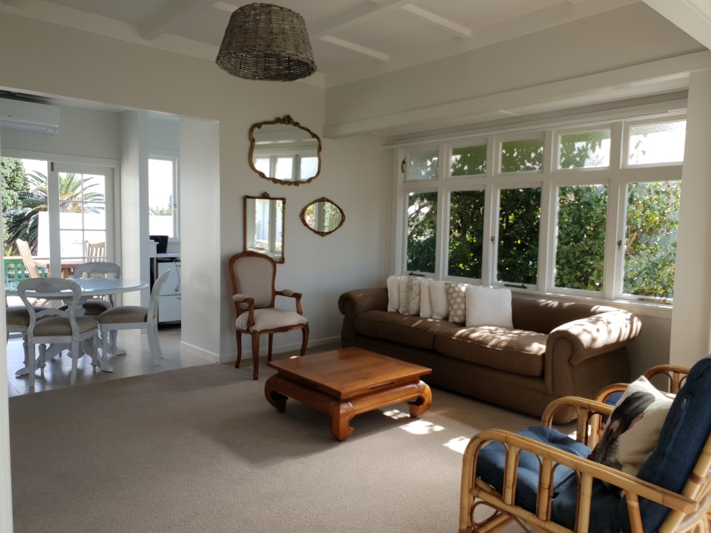 For Rent in Mt Maunganui 3 Bedrooms, 1 Bathroom, Rental For Rent at 14