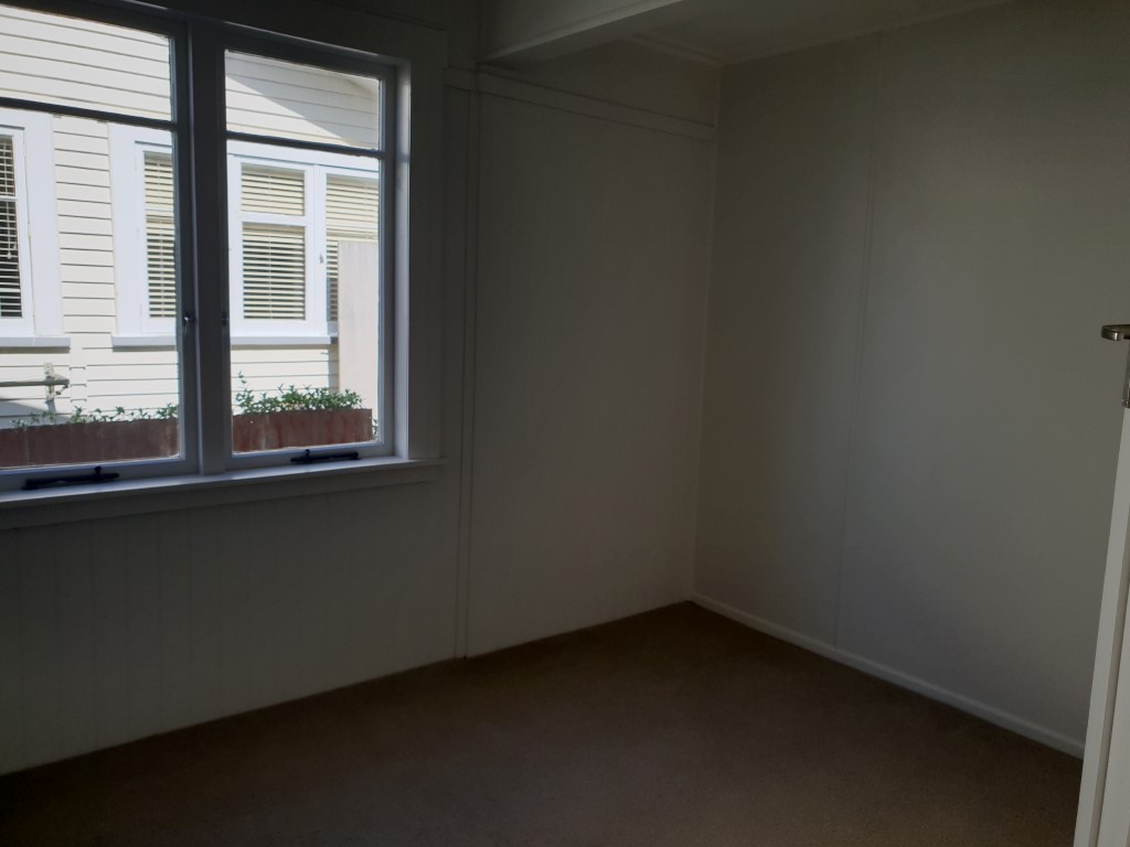 For Rent in Mt Maunganui 3 Bedrooms, 1 Bathroom, Rental For Rent at 14