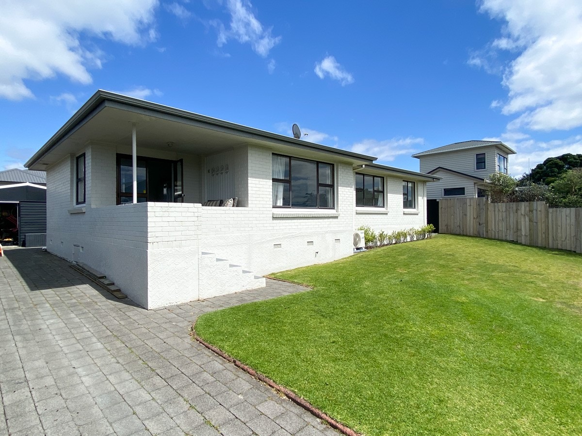 For Rent in Mt Maunganui 4 Bedrooms, 2 Bathrooms, Rental For Rent at