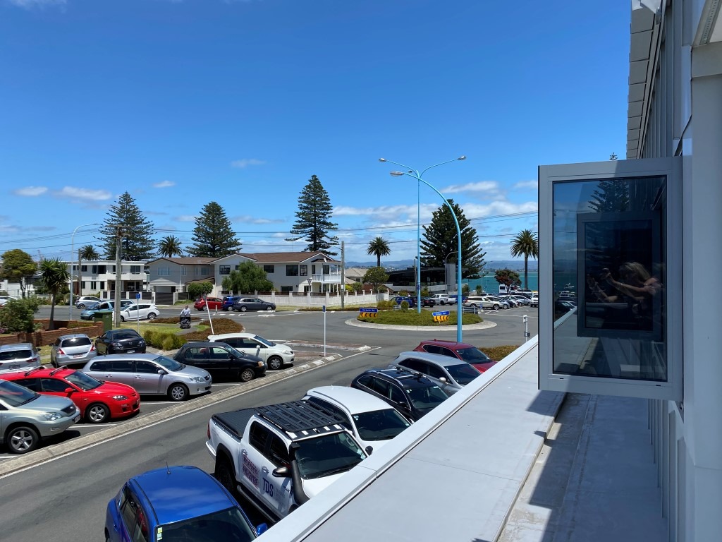 For Rent in Mt Maunganui 2 Bedrooms, 1 Bathroom, Rental For Rent at 4/