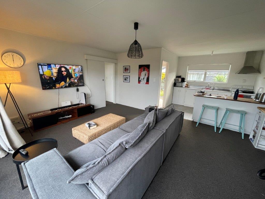 For Rent in Mt Maunganui 2 Bedrooms, 1 Bathroom, Rental For Rent at