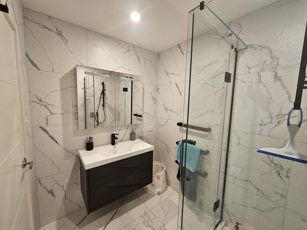 For Rent in Papamoa 3 Bedrooms, 2 Bathrooms, Rental For Rent at 10B