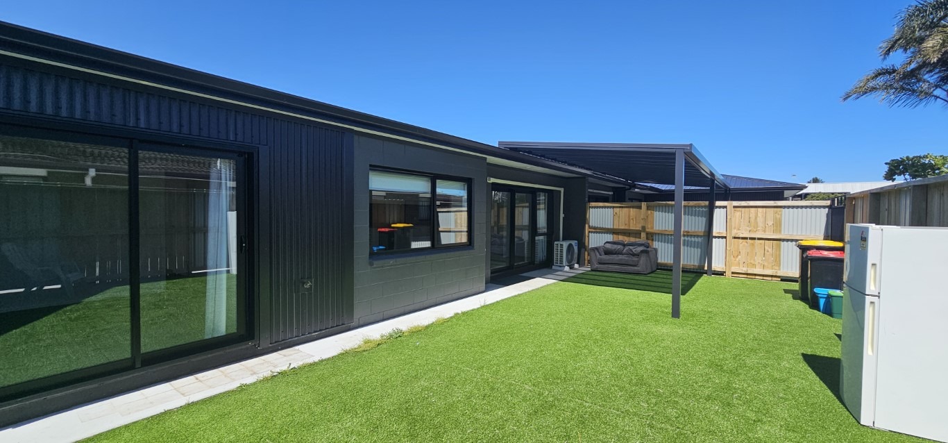 For Rent in Papamoa 2 Bedrooms, 1 Bathroom, Rental For Rent at 17B