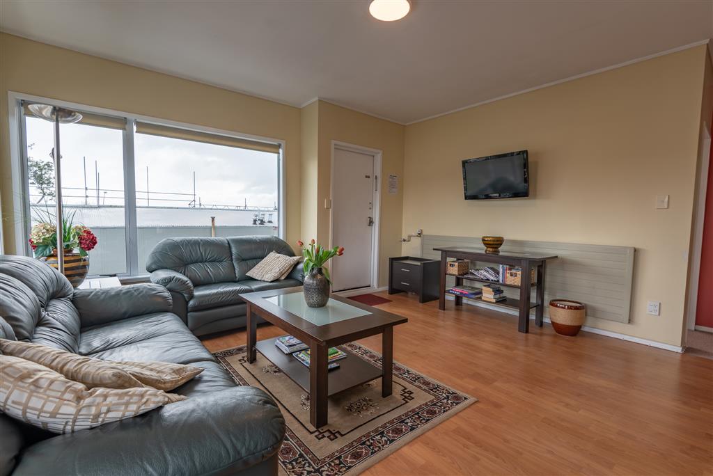 For Rent in Rotorua 2 Bedrooms, 1 Bathroom, Rental For Rent at 1102