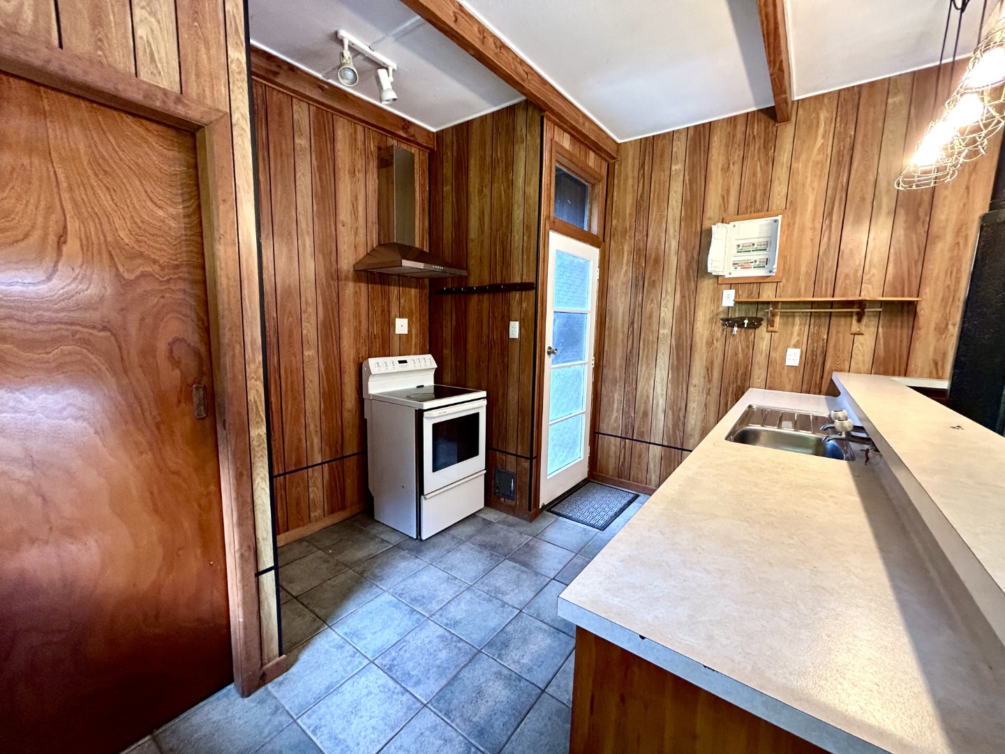 For Rent in Lake Rotoehu 4 Bedrooms, 1 Bathroom, Rental For Rent at 22