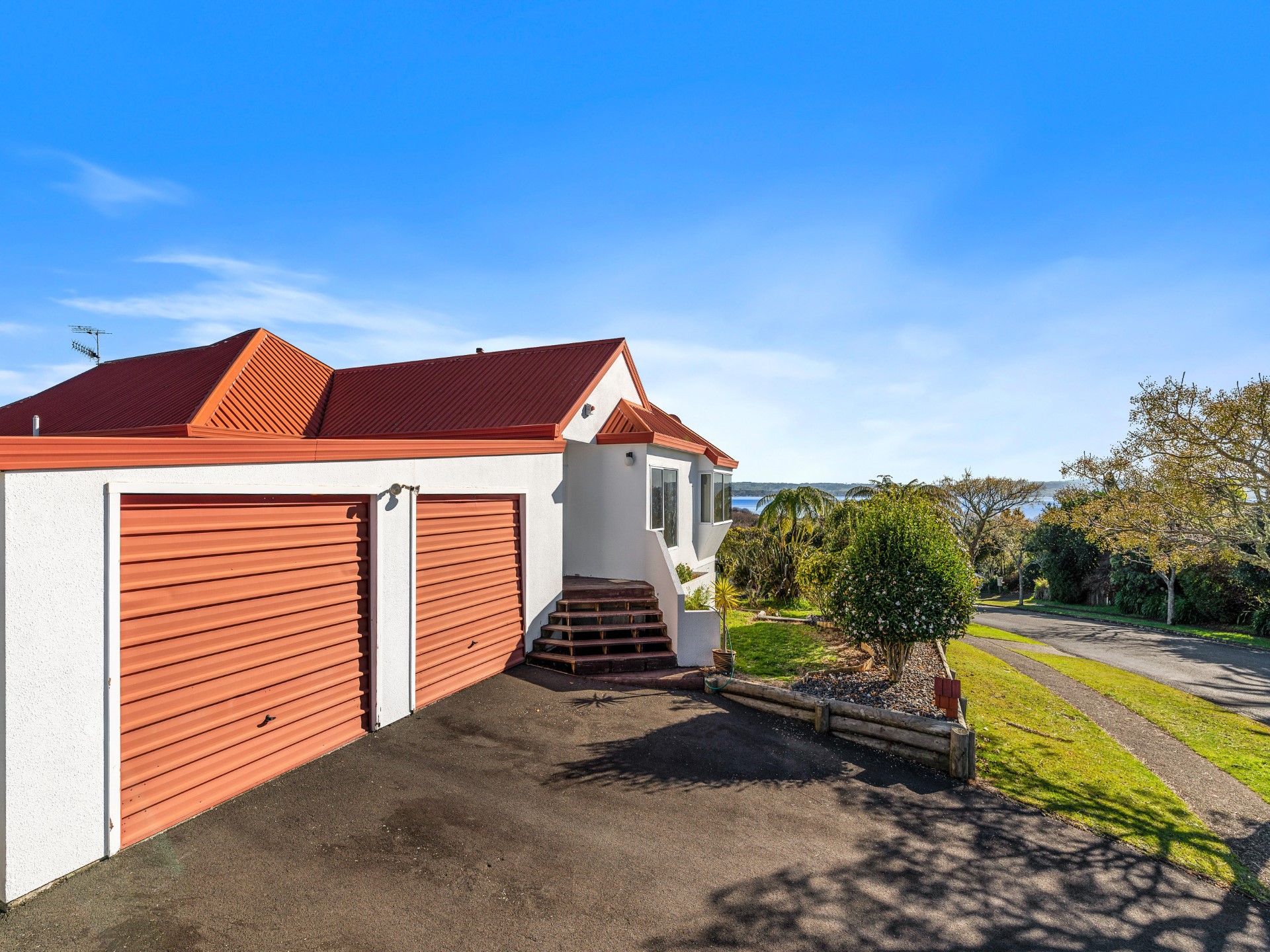House For Sale in Kawaha Point, Rotorua, Bay Of Plenty For Bay Of