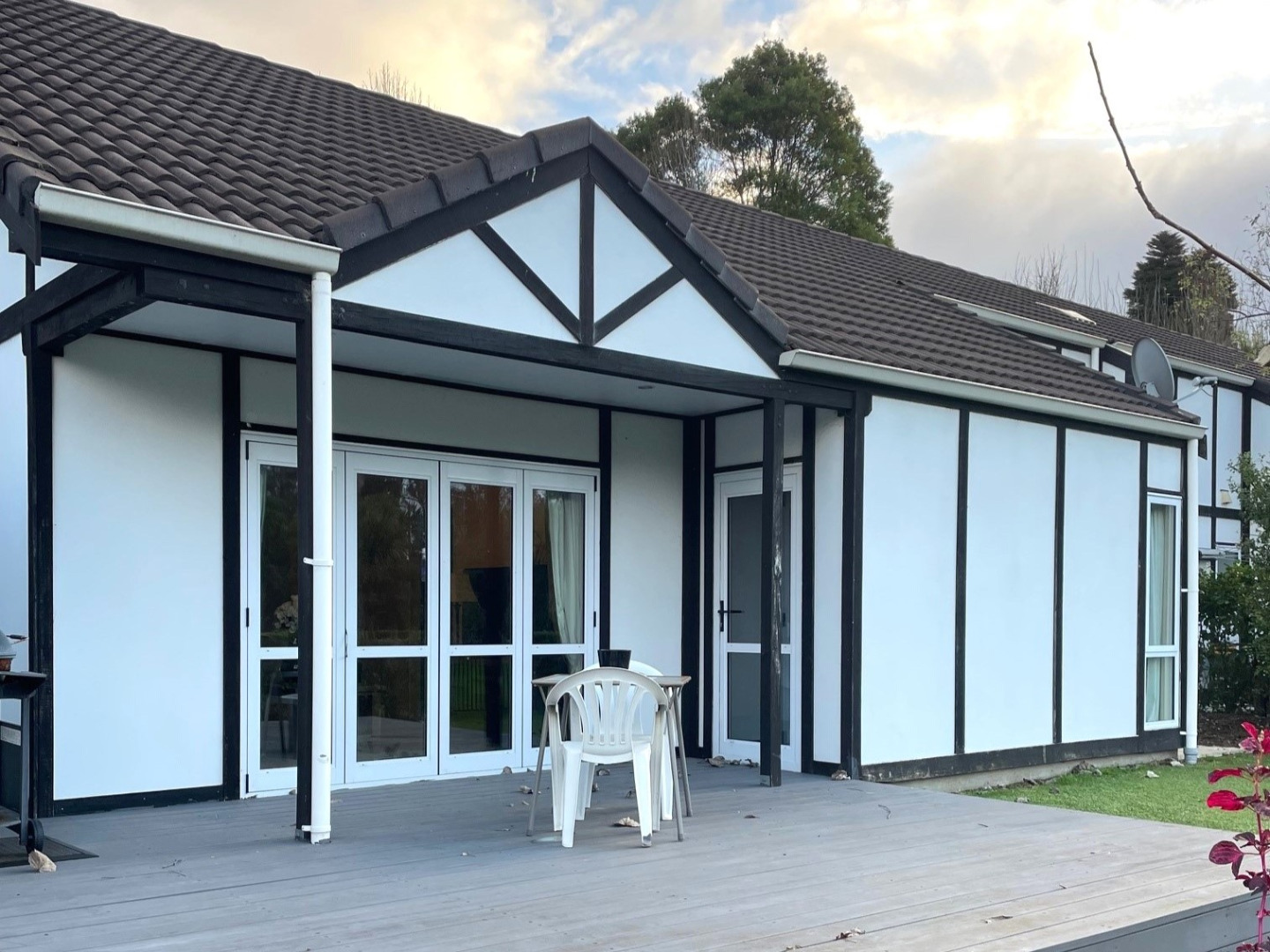 For Rent in Katikati 2 Bedrooms, 2 Bathrooms, Rental For Rent at * Rea