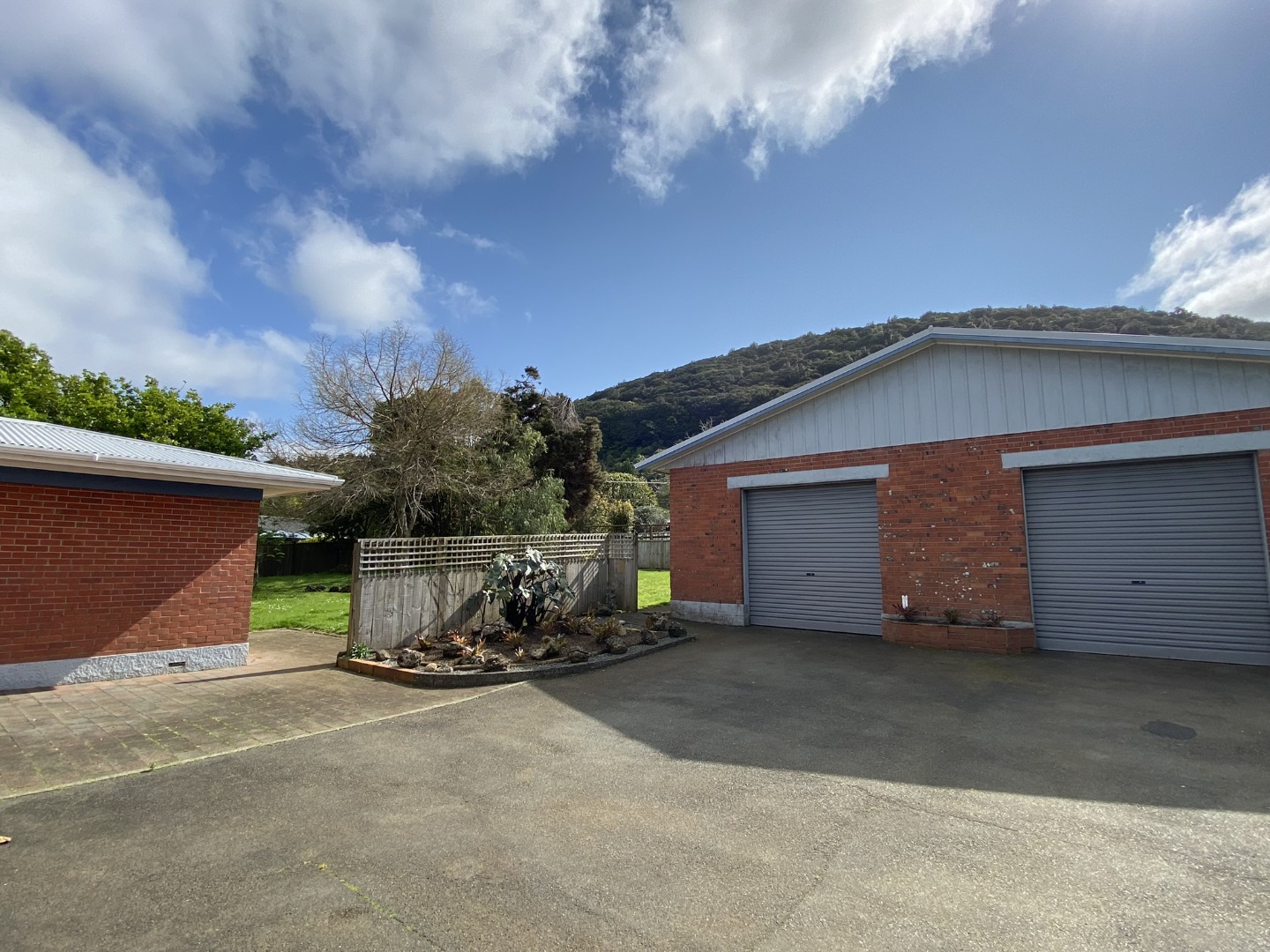 For Rent in Maungatapere 4 Bedrooms, 2 Bathrooms, Rental For Rent at