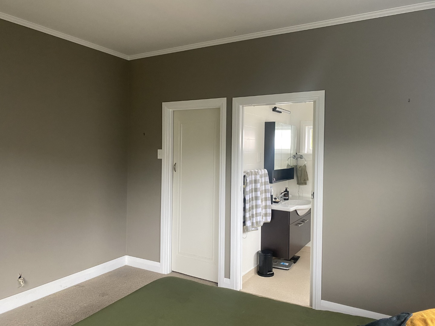 For Rent in Regent 4 Bedrooms, 2 Bathrooms, Rental For Rent at 18