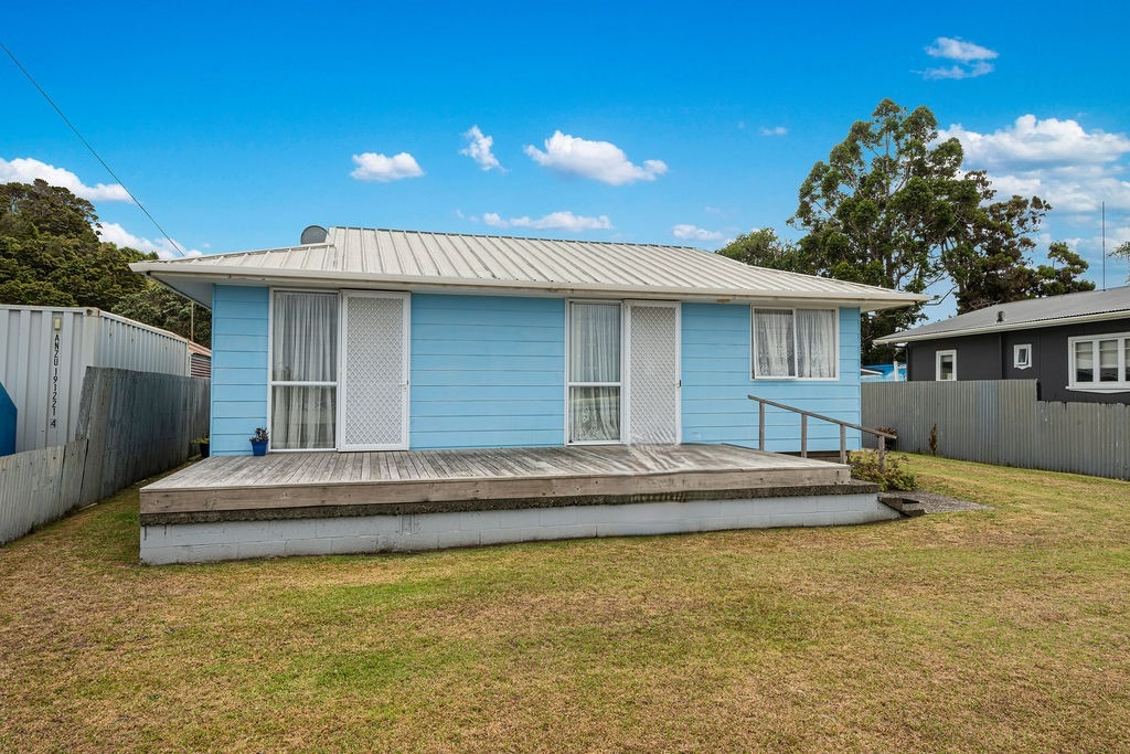 For Rent in Ngunguru 2 Bedrooms, 1 Bathroom, Rental For Rent at 1979